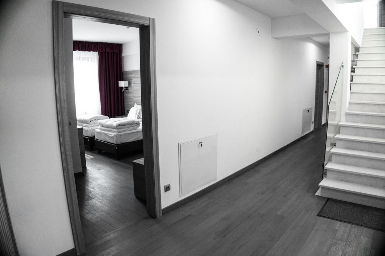 Pensiunea Negoiu Porumbacu de Sus Esterno foto