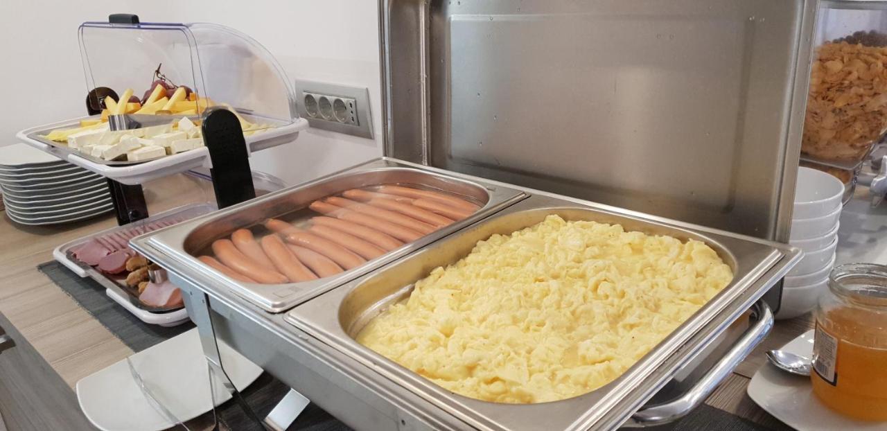 Pensiunea Negoiu Porumbacu de Sus Esterno foto